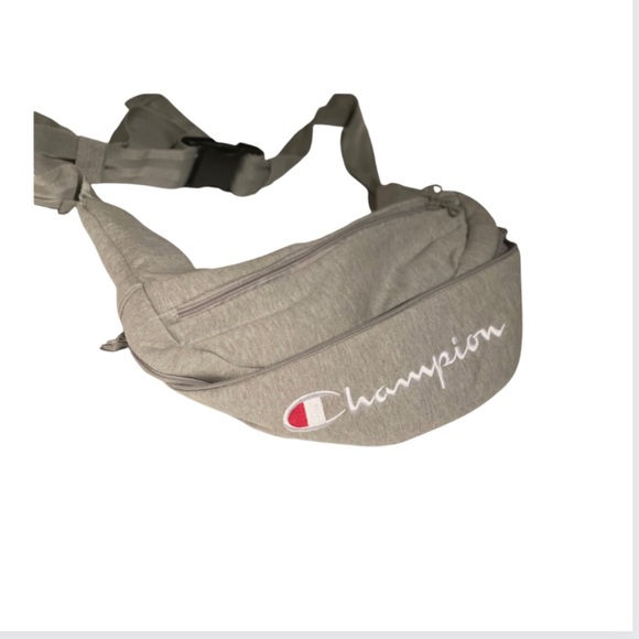 Champion Reverse Weave Crossbody Bag - Picture 2 of 6